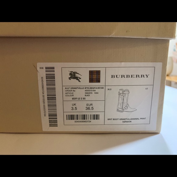 Burberry - Picture 5 of 5